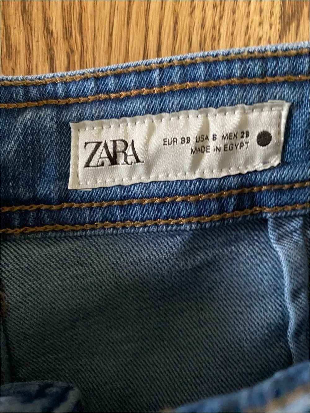 ZARA High Rise Wide Leg Crop Jeans - Picture 5 of 6